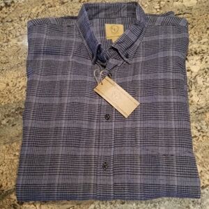 NWT💥GC* Shirt